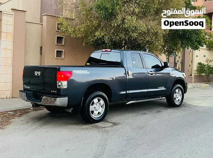 Toyota Tundra 2010 photo 4
