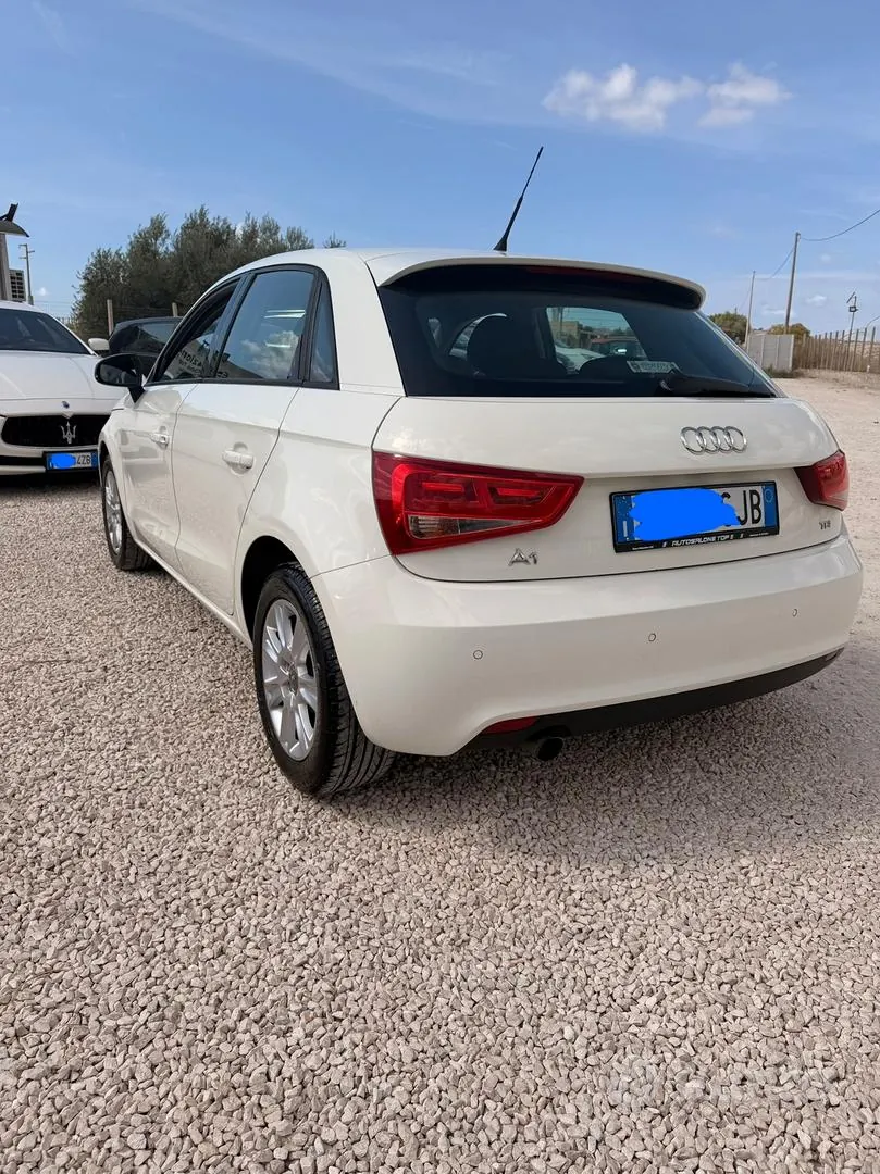 Audi A1 2012 photo 5