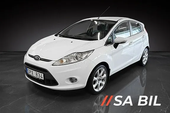 Ford Fiesta 2013 photo 2