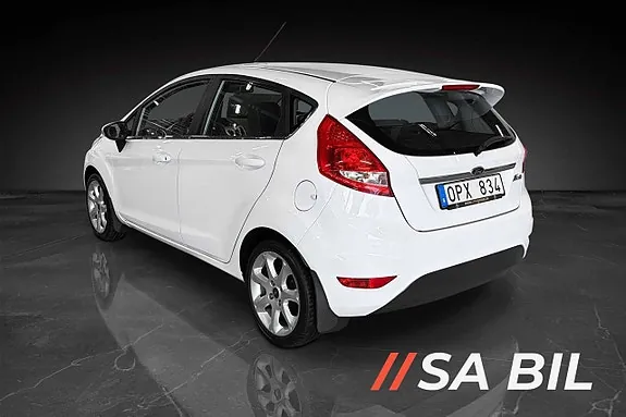 Ford Fiesta 2013 photo 3