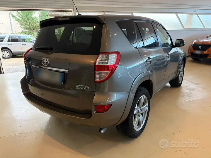 Toyota Rav4 2009 photo 3