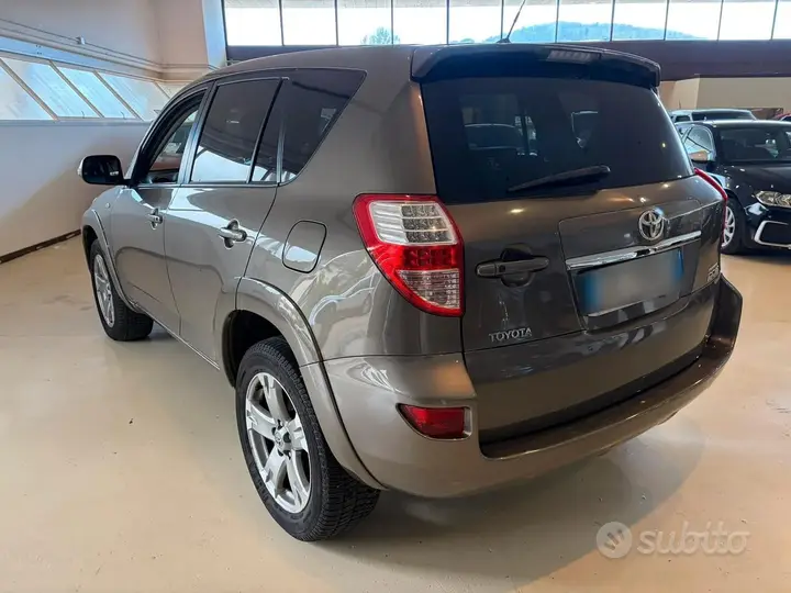 Toyota Rav4 2009 photo 4
