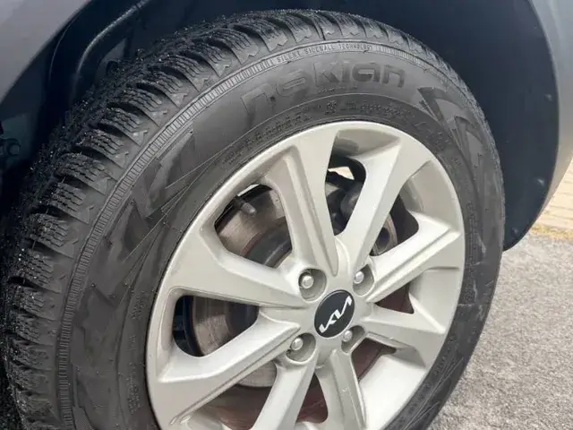 Kia Stonic 2022 photo 4