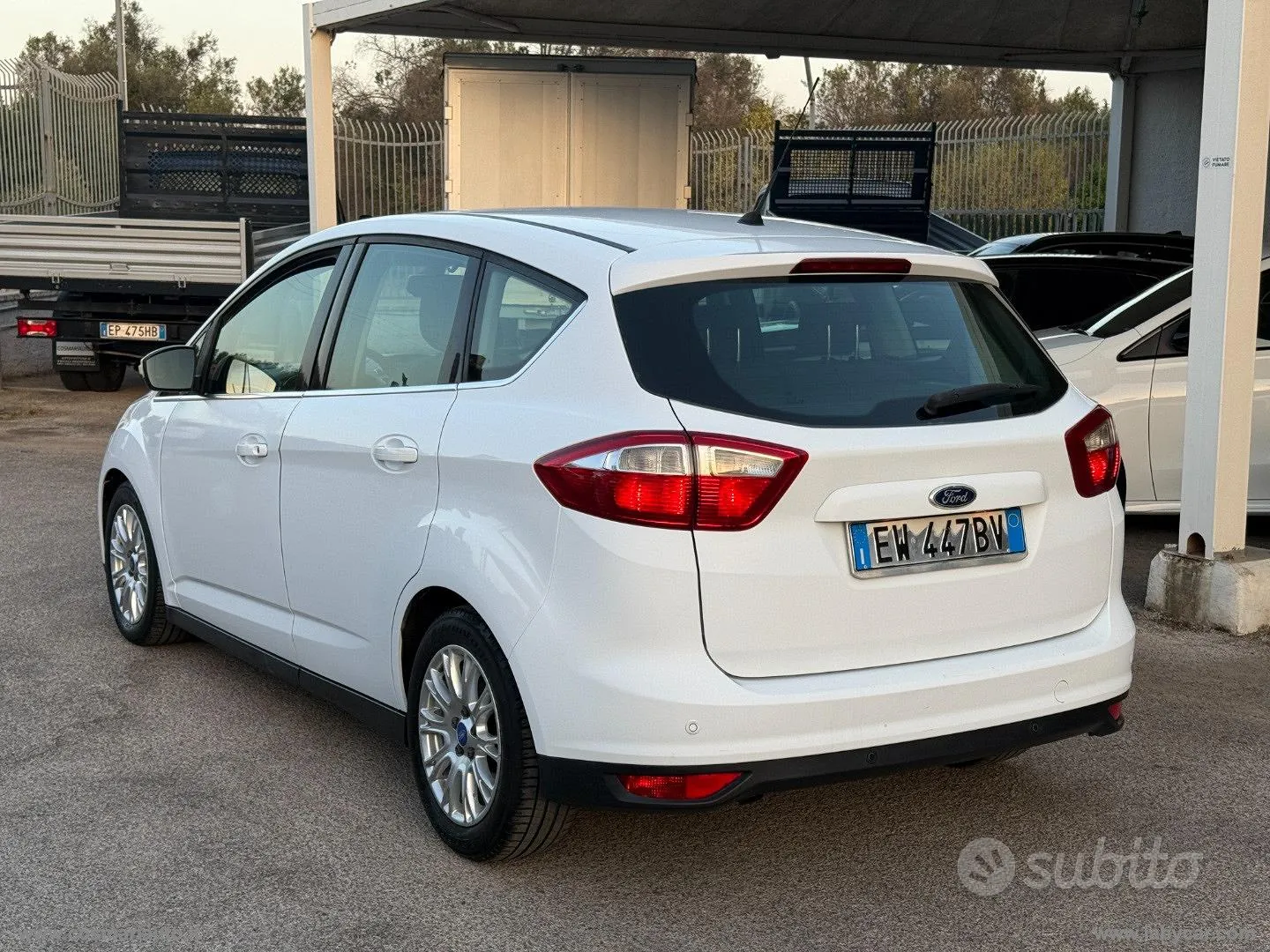 Ford C-Max 2014 photo 4