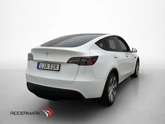 Tesla Model Y 2023 photo 5