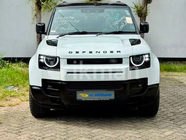 Land Rover Defender 2026 photo 5