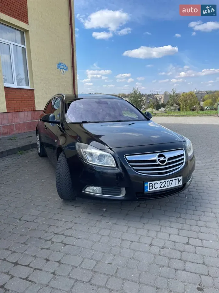 Opel Insignia 2010 photo 3