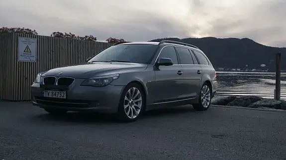 BMW 520D 2010 photo 3