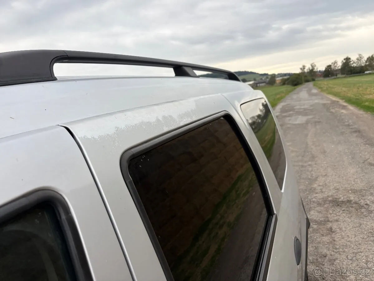 Dacia Logan 2008 photo 4