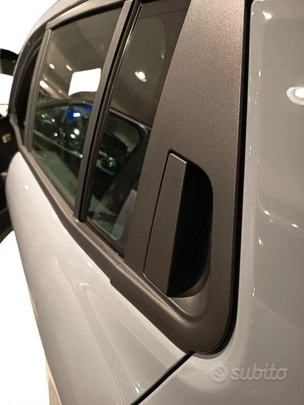 Jeep Avenger 2025 photo 3