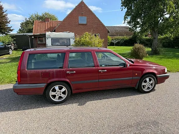 Volvo 850 1996 photo 2