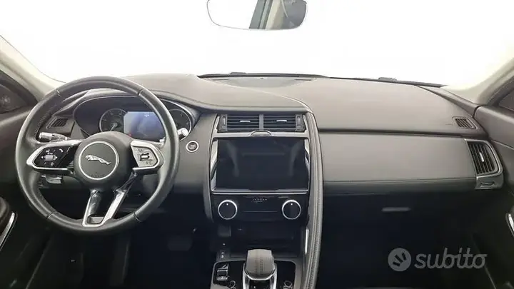 Jaguar E-Pace 2021 photo 4
