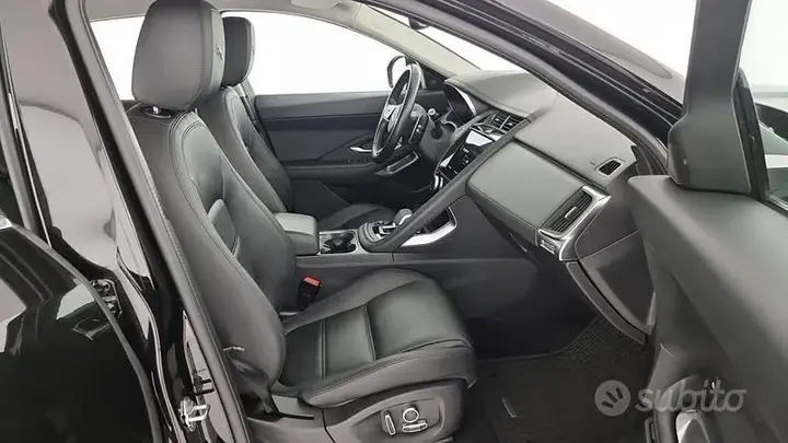 Jaguar E-Pace 2021 photo 3