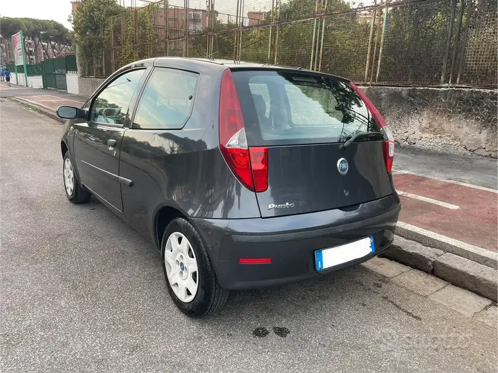 Fiat Punto 2004 photo 4