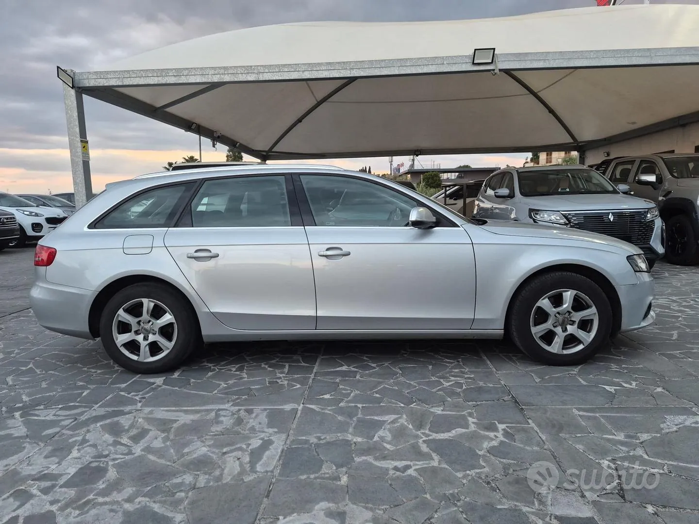 Audi A4 Avant 2009 photo 4