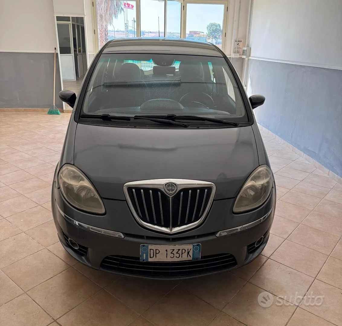 Lancia Musa 2008 photo 2