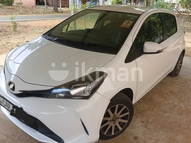 Toyota Vitz 2016 photo 2