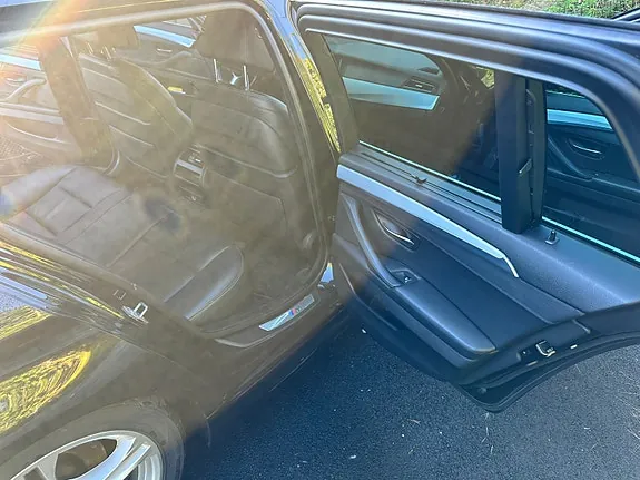 BMW 520D 2014 photo 2