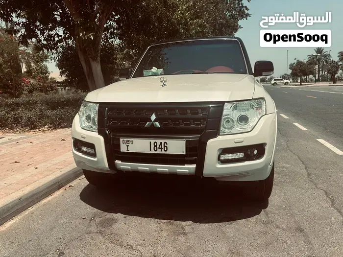 Mitsubishi Pajero 2017 photo 2