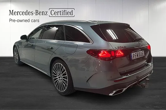 Mercedes-Benz E300 De 2026 photo 3