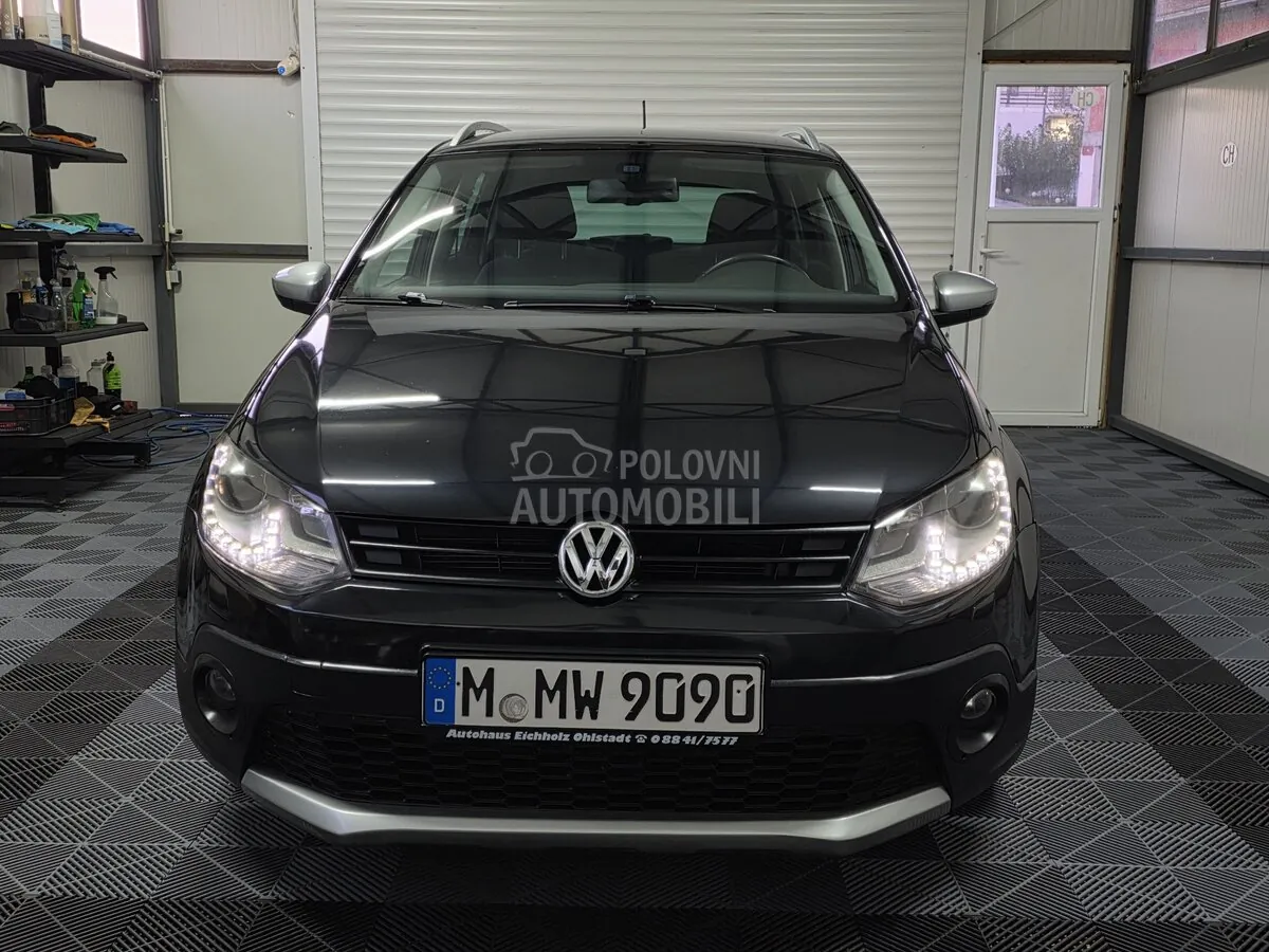 Volkswagen Polo 2013 photo 2