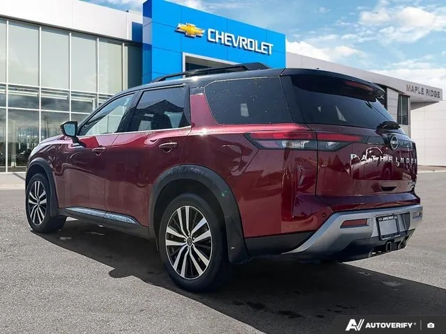 Nissan Pathfinder 2024 photo 3