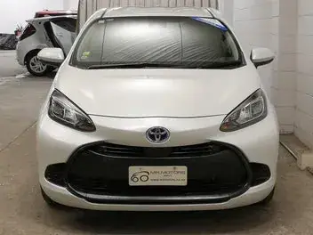 Toyota Aqua 2022 photo 5