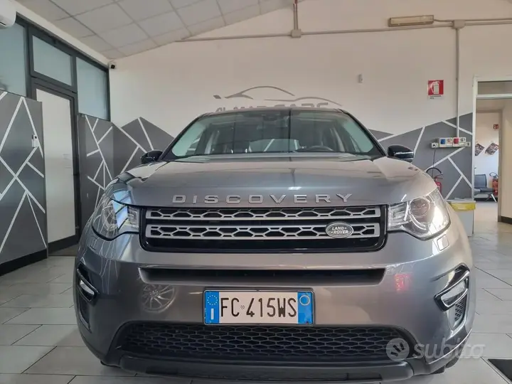 Land Rover Discovery Sport 2016 photo 2