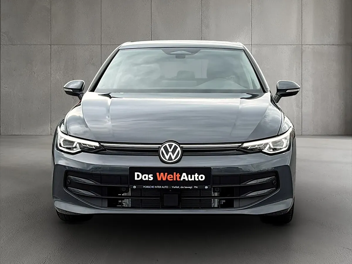 Volkswagen Golf 2026 photo 2