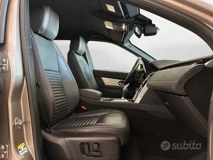 Land Rover Discovery Sport 2022 photo 3