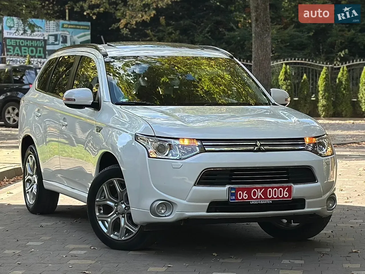 Mitsubishi Outlander 2014 photo 5