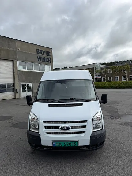 Ford Transit 300L Van 2012 photo 5