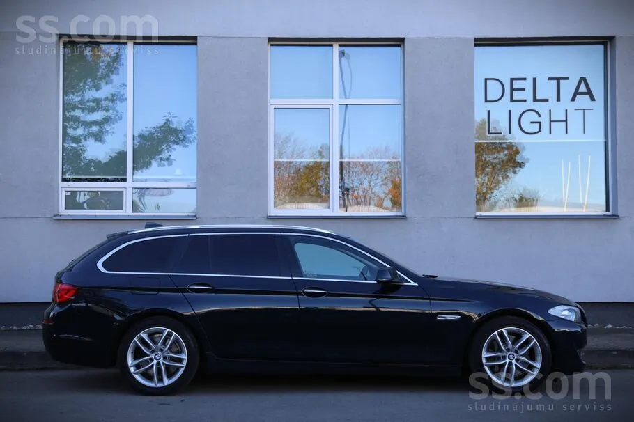 BMW 530 2010 photo 3