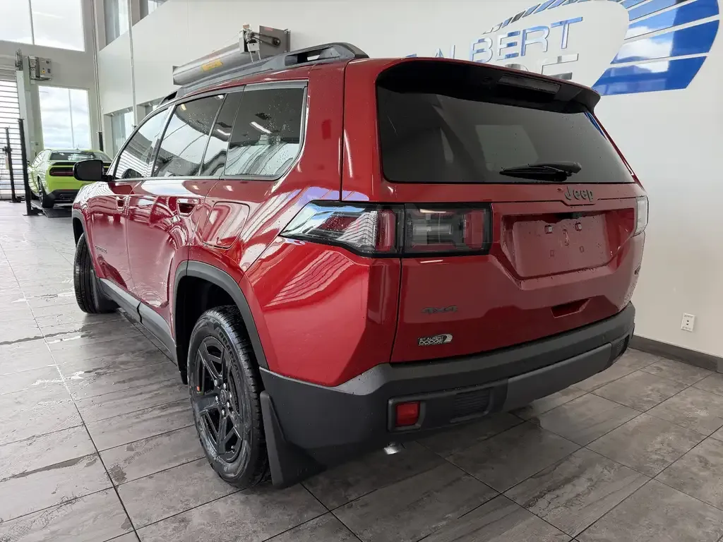 Jeep Cherokee 2026 photo 3