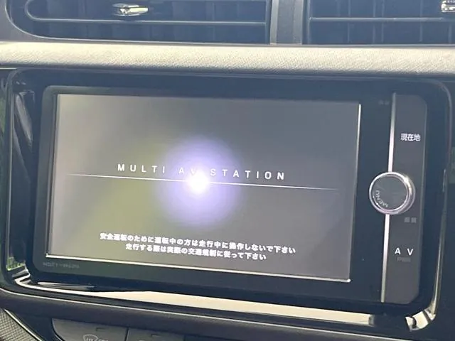 Toyota Aqua 2016 photo 4