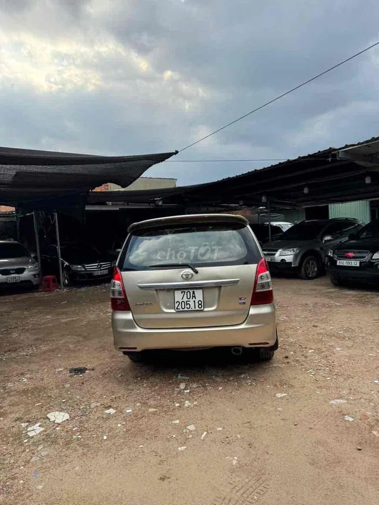 Toyota Innova 2008 photo 5