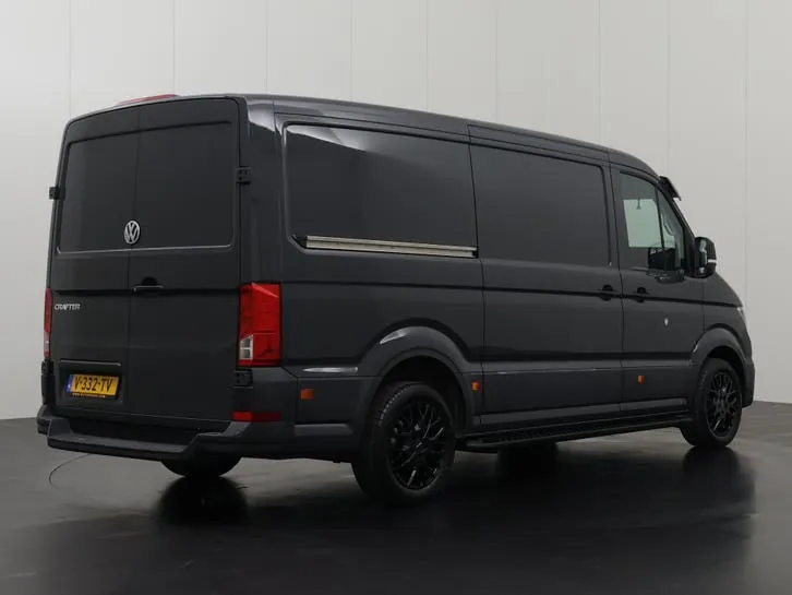 Volkswagen Crafter 2019 photo 2