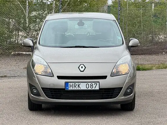 Renault Grand Scenic Iii 2010 photo 2