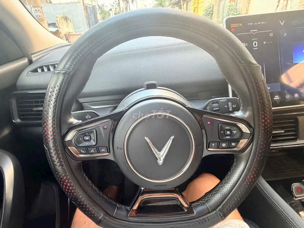 Vinfast Vf8 2023 photo 3