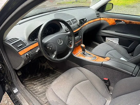 Mercedes-Benz E280 2006 photo 5