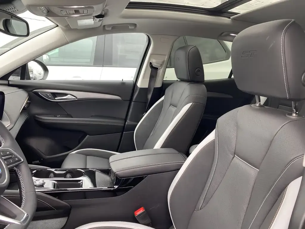Buick Envision 2025 photo 2