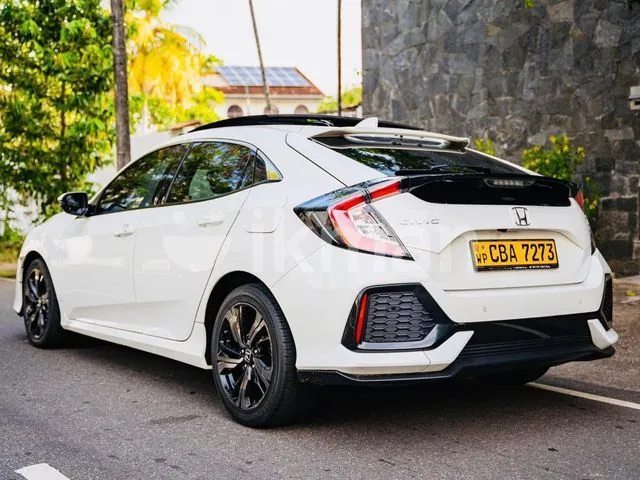 Honda Civic 2017 photo 2