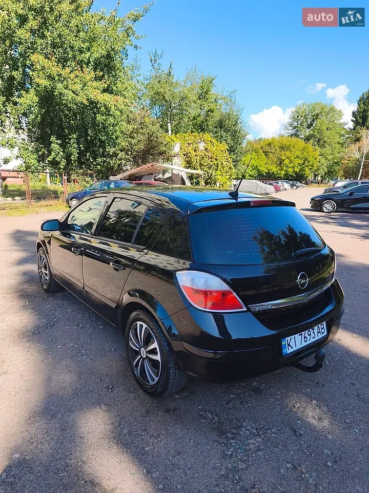 Opel Astra 2006 photo 2