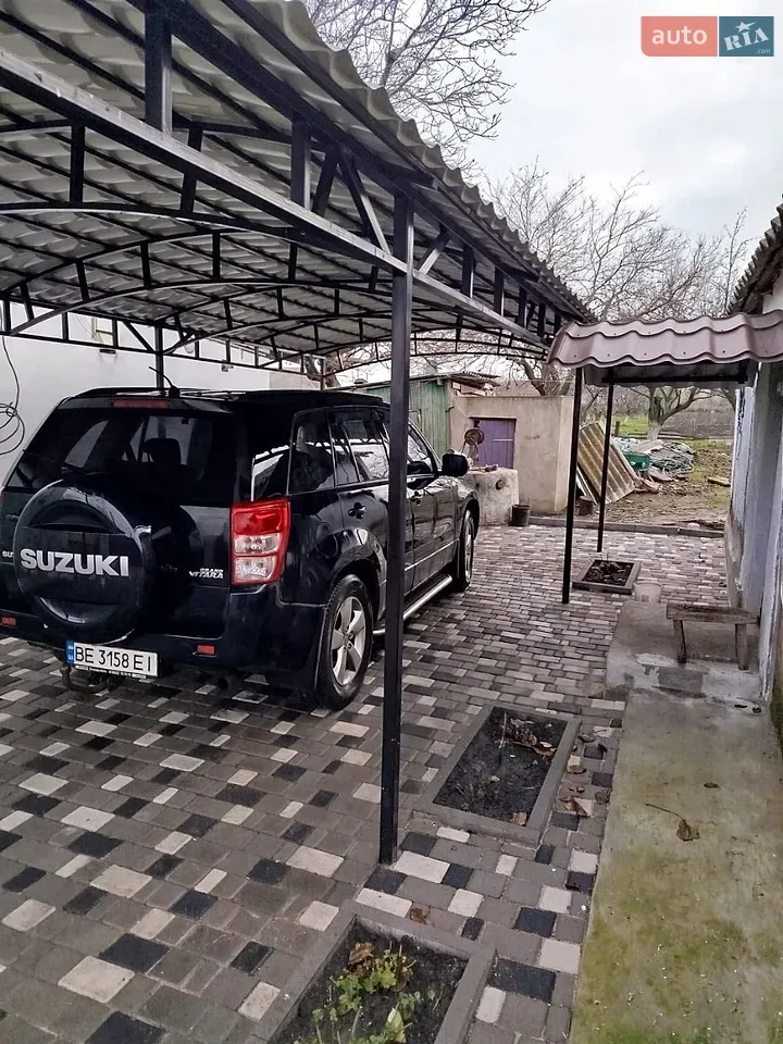 Suzuki Grand Vitara 2010 photo 3