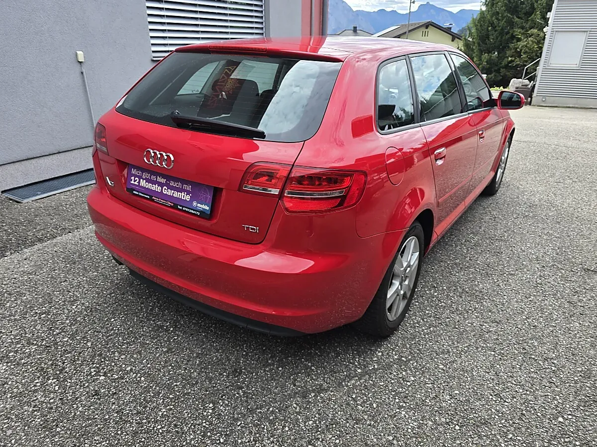 Audi A3 2012 photo 2
