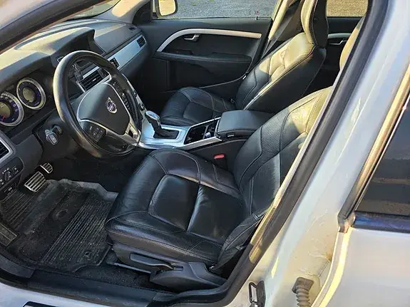 Volvo V70 2013 photo 3