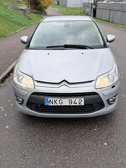 Citroen C4 2009 photo 4