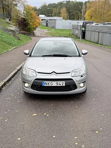 Citroen C4 2009 photo 3