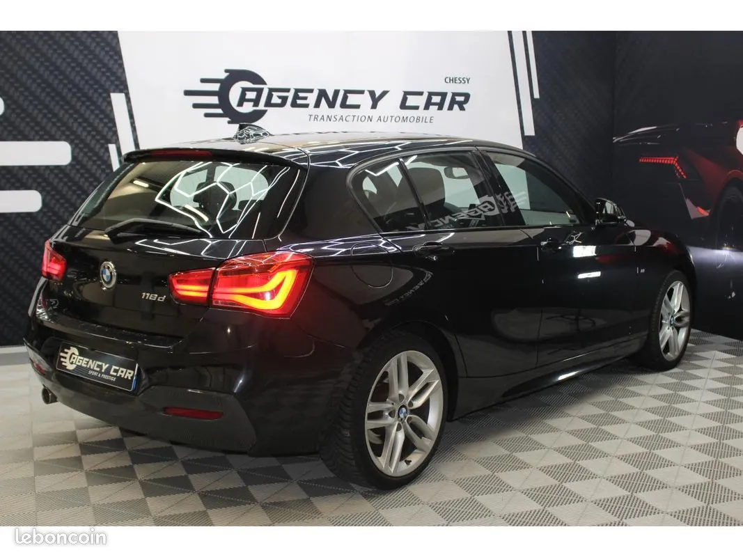 BMW 1 Series 2018 photo 3