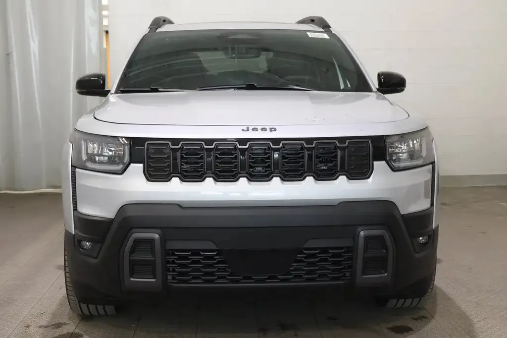 Jeep Cherokee 2026 photo 2